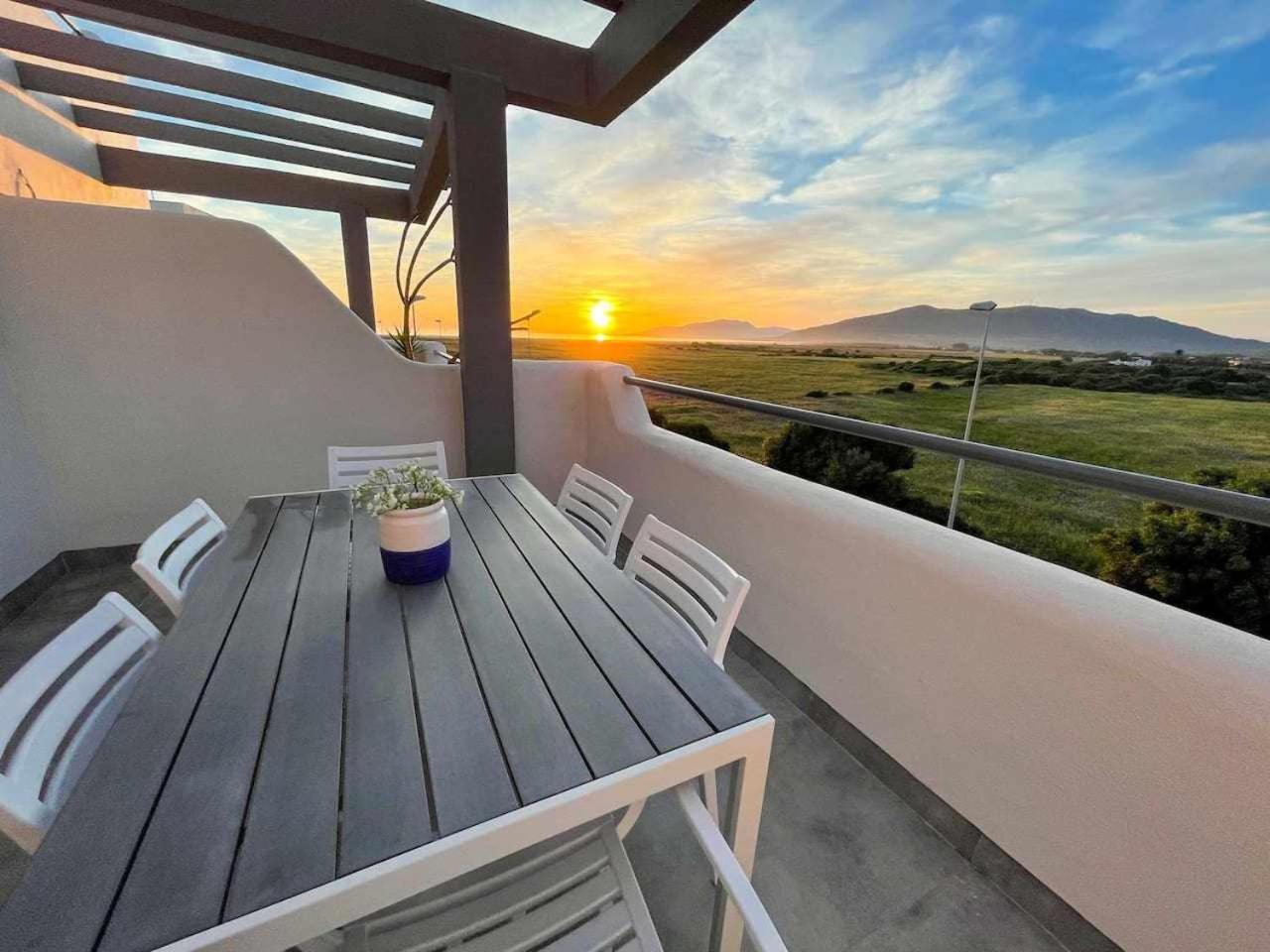 Tarifa Beach Rentals Sunset Стая снимка